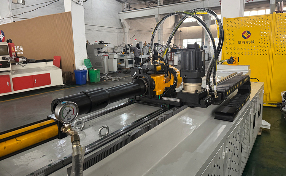 Sraith CNC S Meaisín Lúbthachta Feadáin Iomlán Uathoibríoch le Feidhm Insamhladh Roghnach Sraith CNC S Meaisín Lúbthachta Feadáin Iomlán Uathoibríoch le Feidhm Insamhladh Roghnach