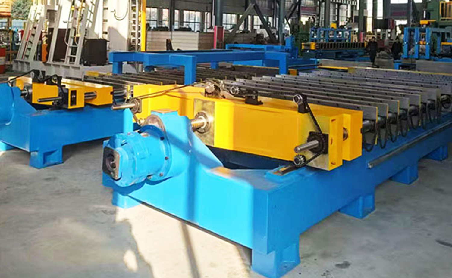 Formhéadaitheoir Cothrománach de Chineál Servo 3500 Formhéadaitheoir Cothrománach de Chineál Servo 3500
